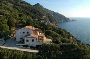 Villa Plaka